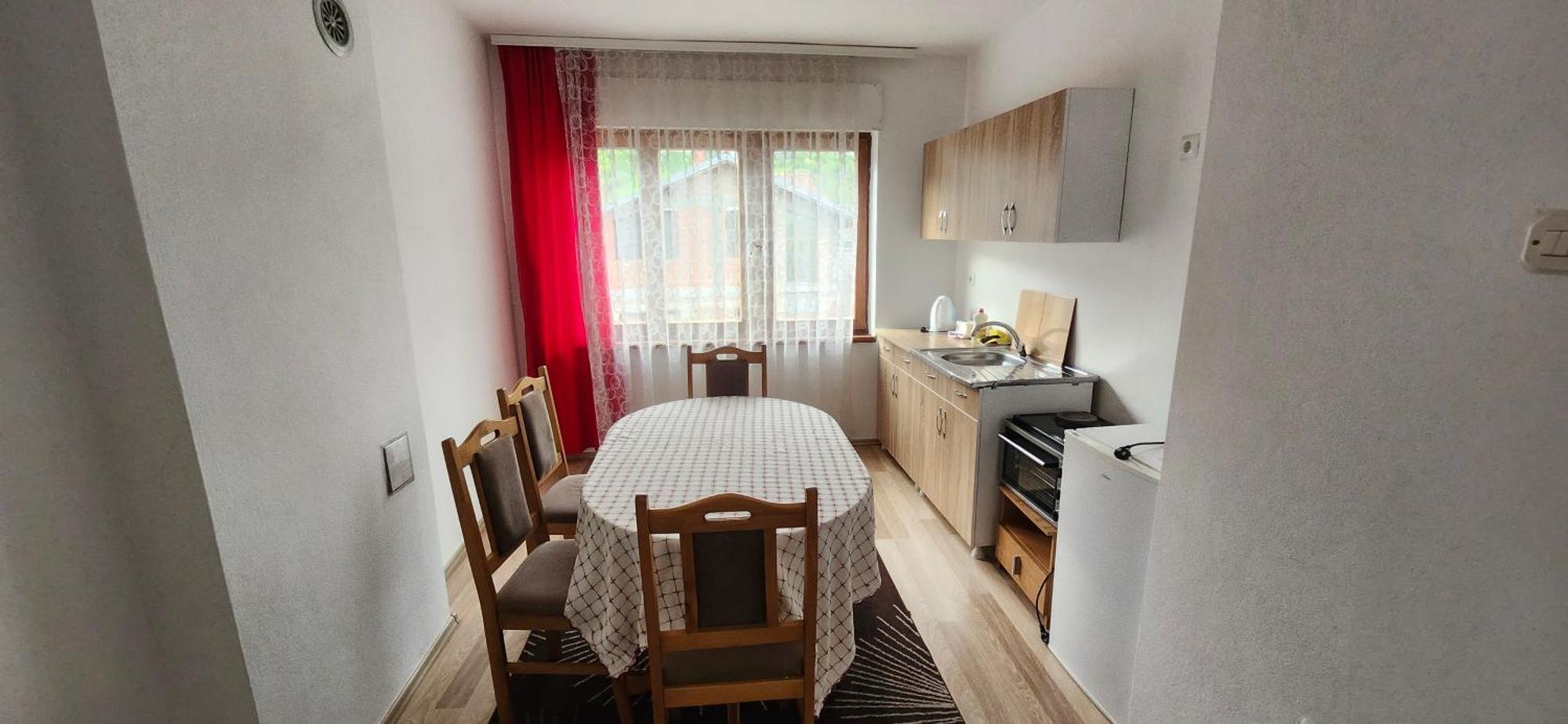 Lovely 1 Bedroom Within Walking Distance, Views Peja Kültér fotó